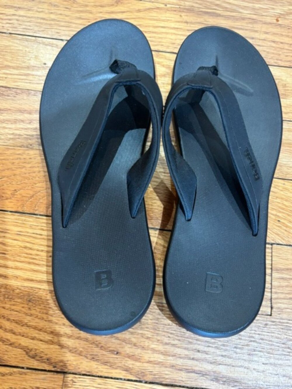 Bench Women's Flip Flops – New, Never Worn